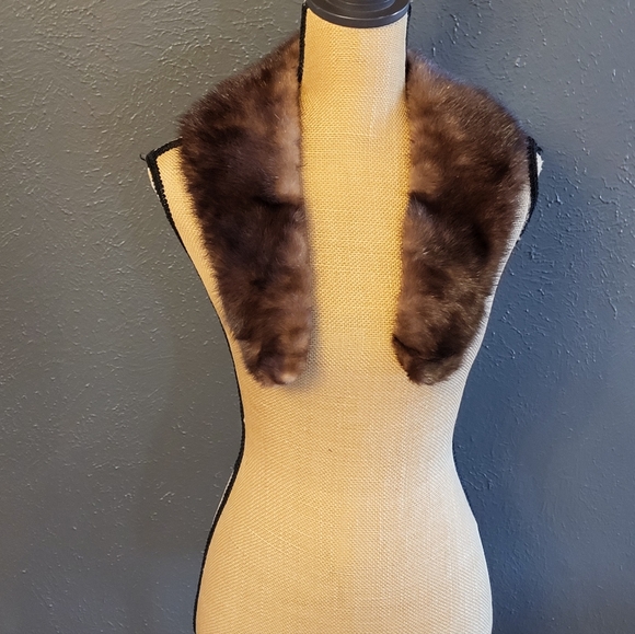 Vintage 50s Brown Mink Fur Collar 32" Length - Picture 6 of 10